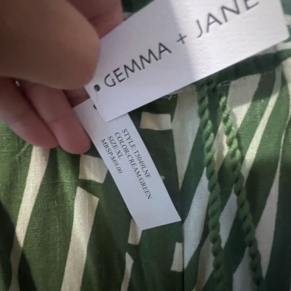Gemma + Jane palm print pants and top - Picture 6 of 9